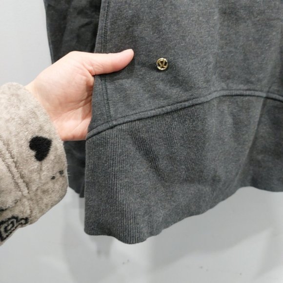 Lululemon Heathered Black Turn Jacket Size 8 - Picture 7 of 9